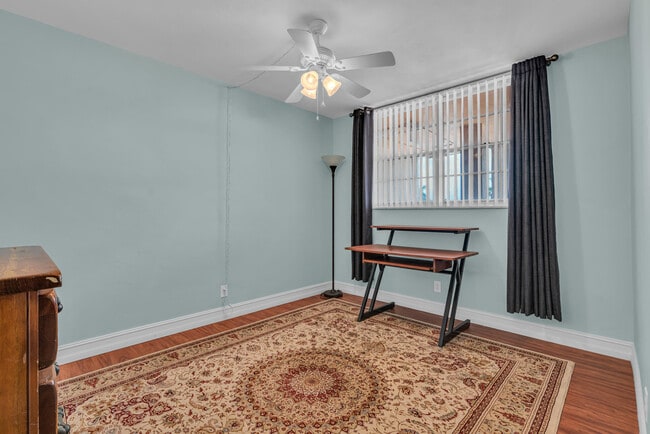 Building Photo - 4500 N Federal Hwy