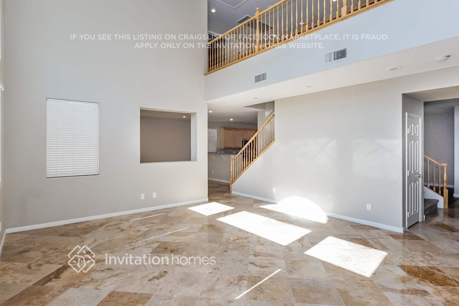 Building Photo - 686 Kew Gardens Dr