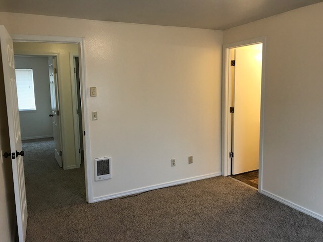 Building Photo - 2523 SW Fissure Loop