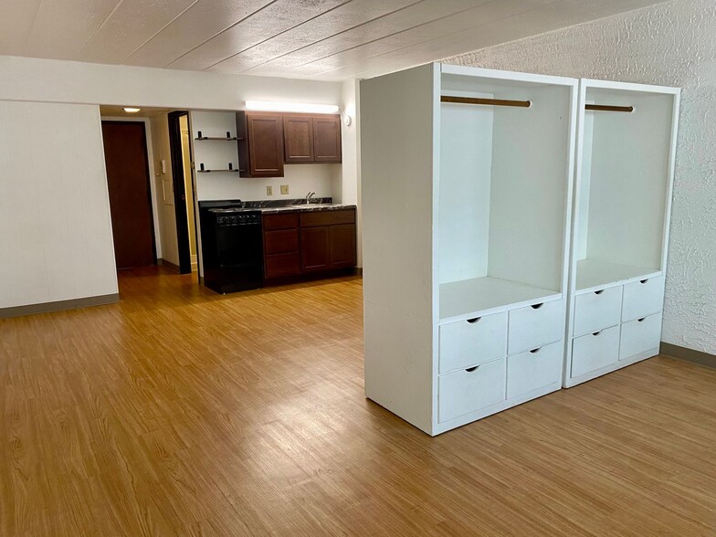 Interior Photo - Campus Square Apartments