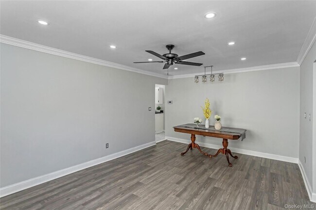 Building Photo - 53 Washington Ave