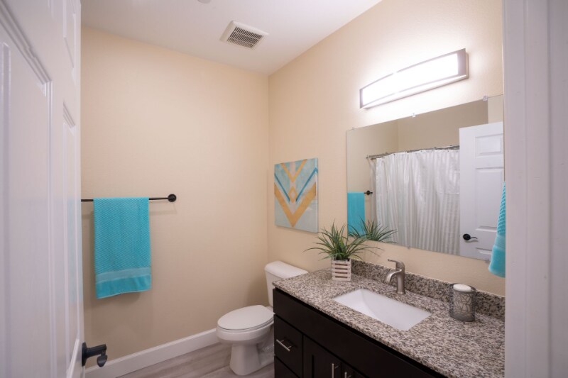 Building Photo - 2291 Dunlop St