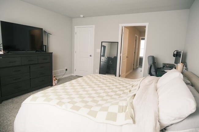 Building Photo - Springfield Ranch For Rent!