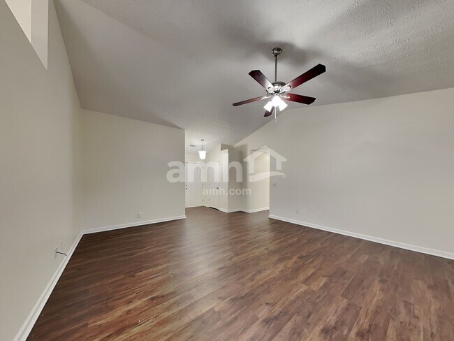 Building Photo - 3471 Erin Glen NW