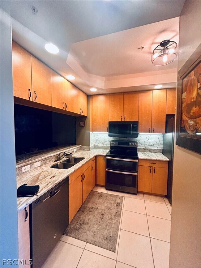 Building Photo - 1137 Van Loon Commons Cir