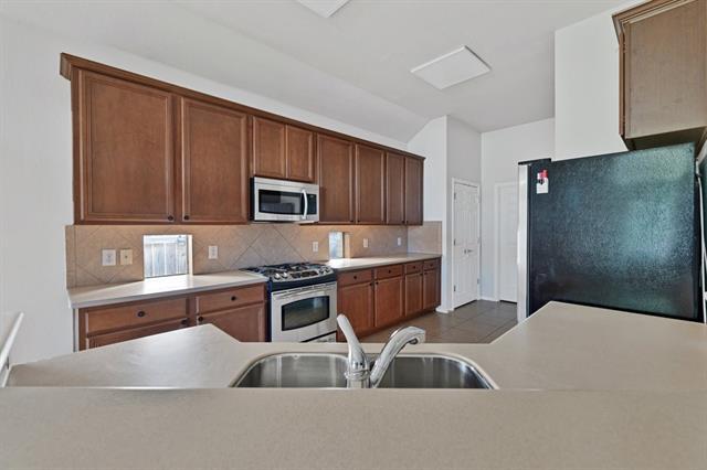 Building Photo - 2808 Cedar Ridge Ln