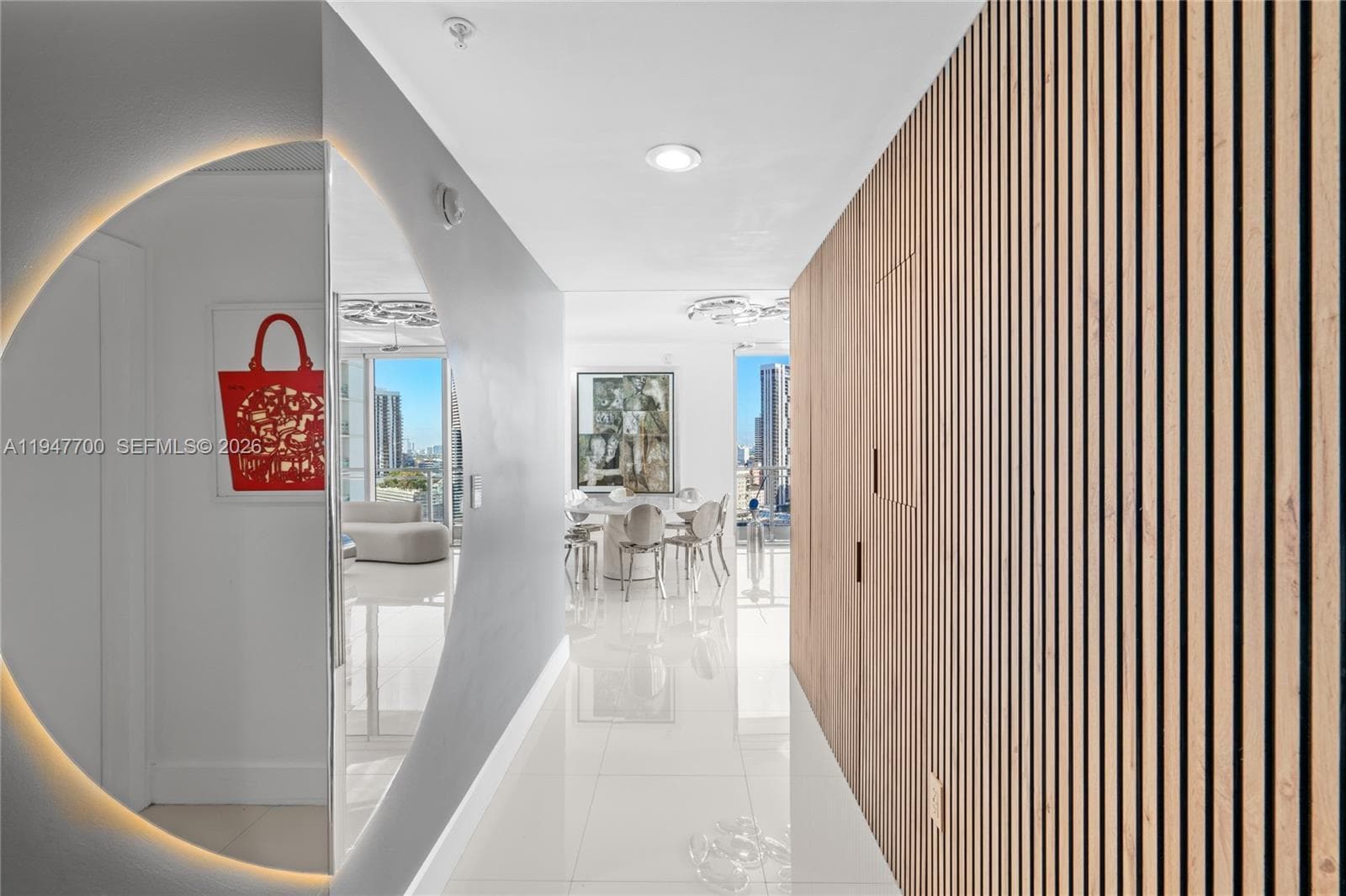 Building Photo - 90 SW 3rd St