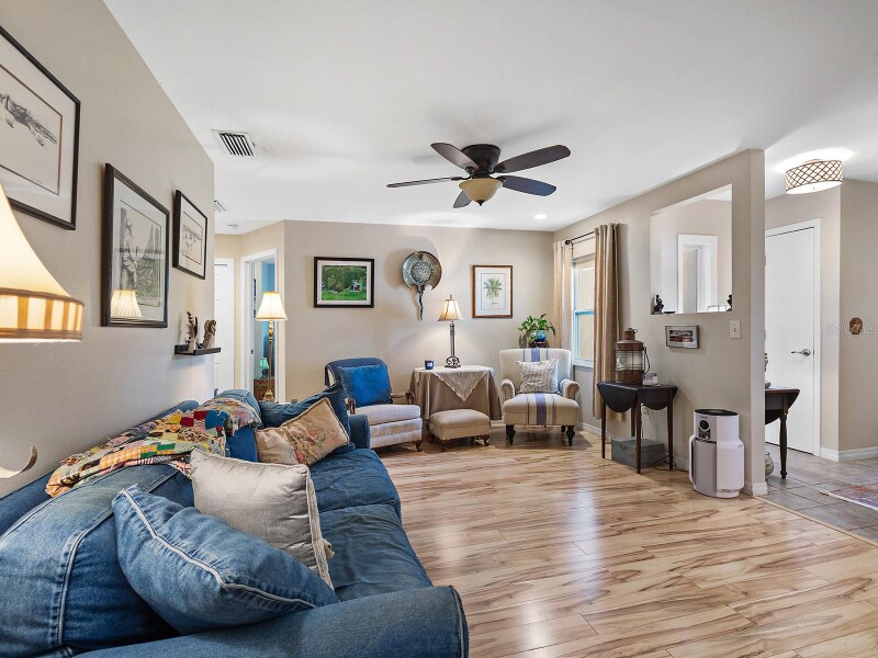 Building Photo - 3932 Ragen St