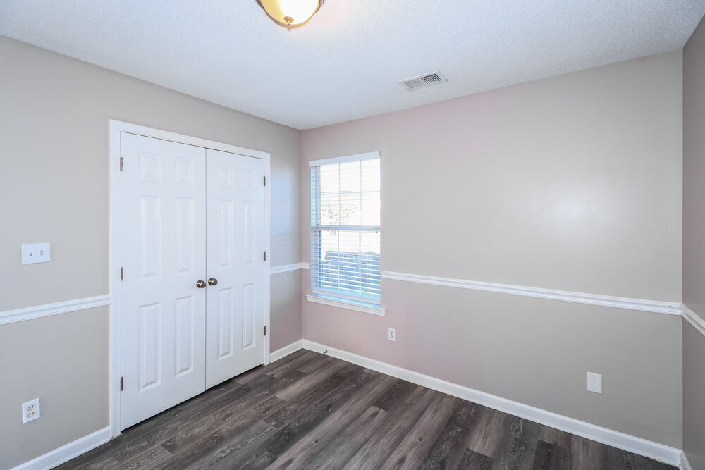 Building Photo - 5452 Belle Ridge Dr