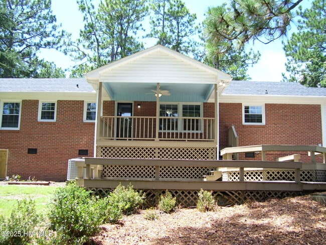 Building Photo - 355 Newton Dr