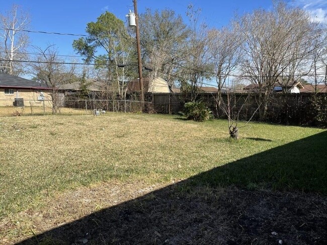 Building Photo - 4114 Ebbtide Dr
