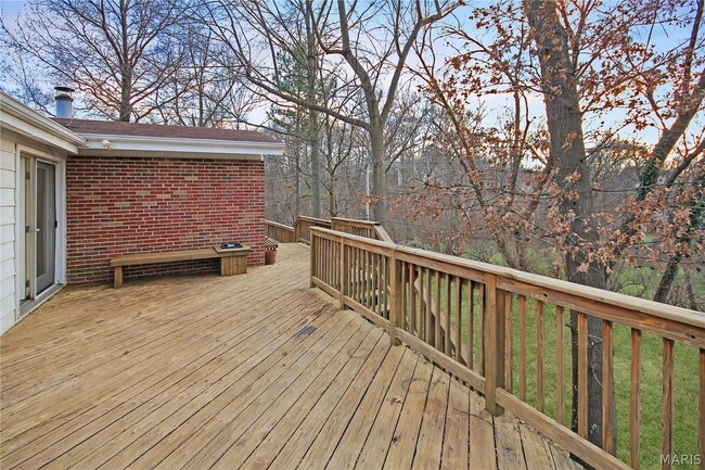 Building Photo - 2 Seawood Ct