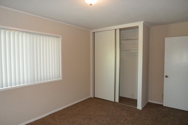 Building Photo - Spacious 6 Bedroom, 3 Bathroom, Single Fam...