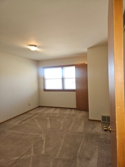 Building Photo - 12126 W Bluemound Rd