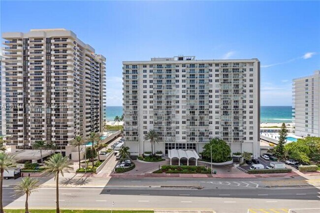 Building Photo - 5700 Collins Ave