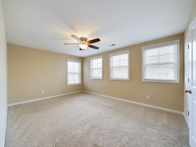 Building Photo - 5055 Gribble Ln