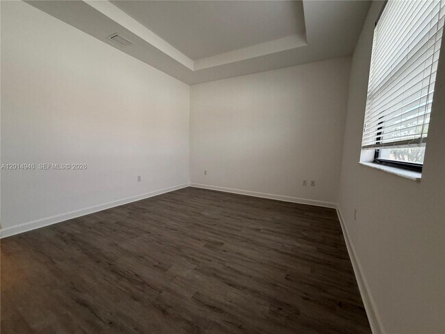 Building Photo - 10606 W 33rd Way