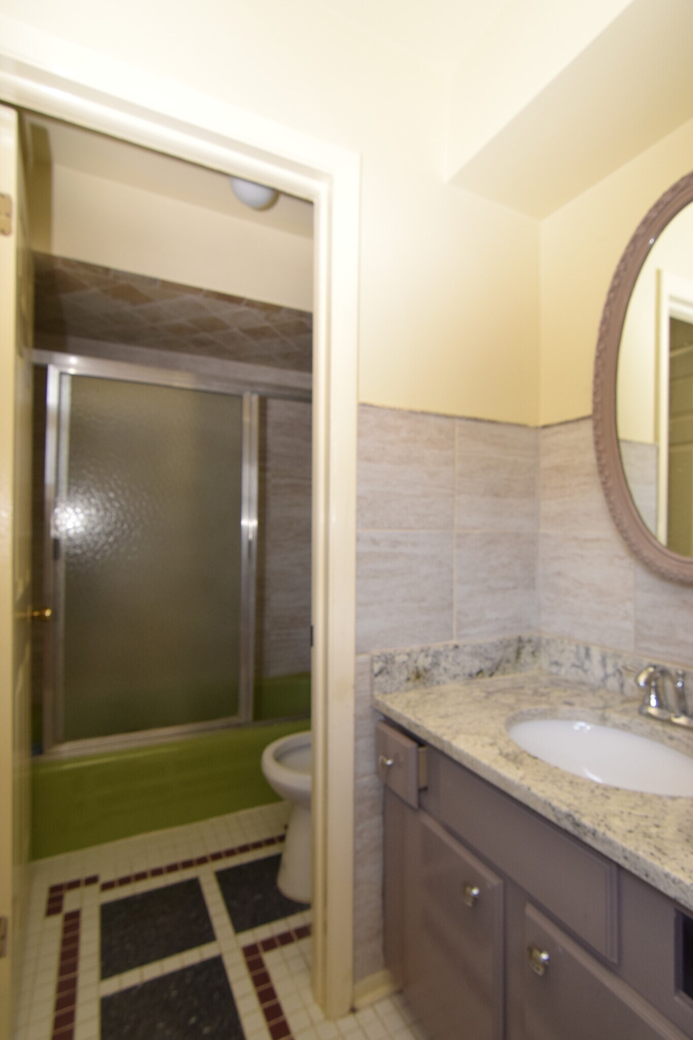 Building Photo - 5025 Carol St