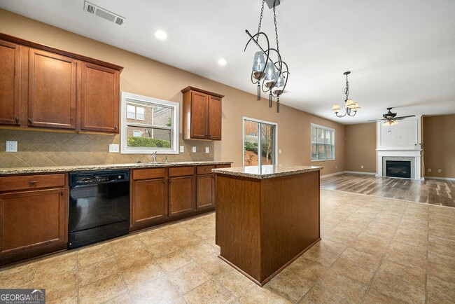 Building Photo - 3325 Earhart Way