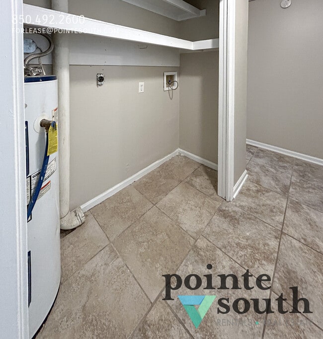 Building Photo - 6424 Schoel Ln