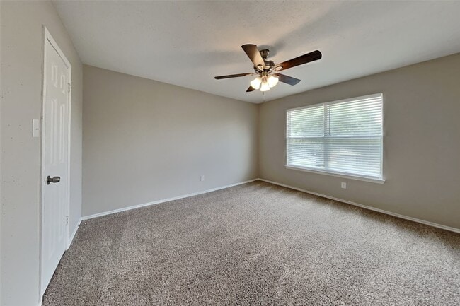 Building Photo - 4223 Shady Village Ct