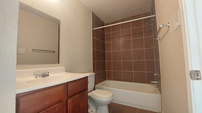 Building Photo - Wurzbach Heights Townhome for Rent ~ 3 Bedroom corner Unit with Private Yard and Garage