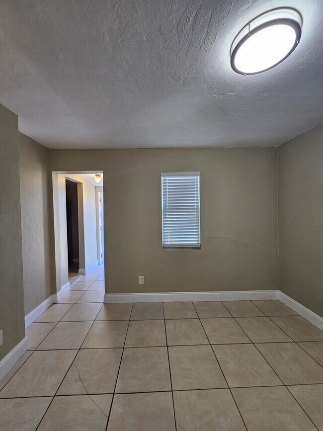 Building Photo - 752 Dr Martin Luther King Jr Blvd