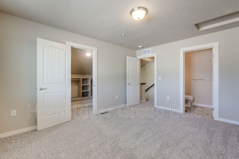Building Photo - 4790 N Morninggale Dr