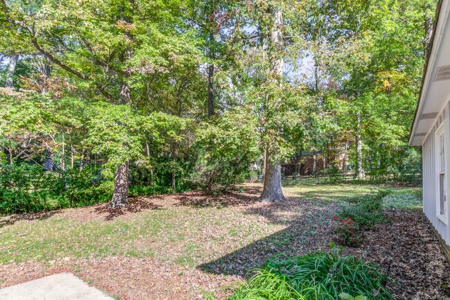 Building Photo - 1023 Pamlico Dr