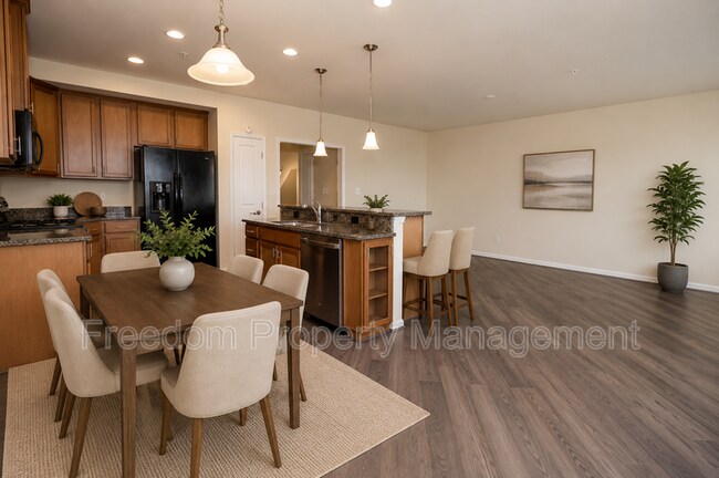 Building Photo - 7408 Brunson Cir
