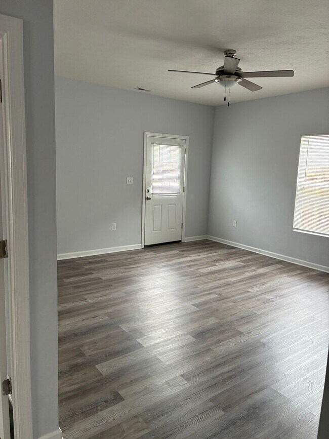 Building Photo - Modern 3 Bedroom 2 Bath House - New Build in Martinsville!