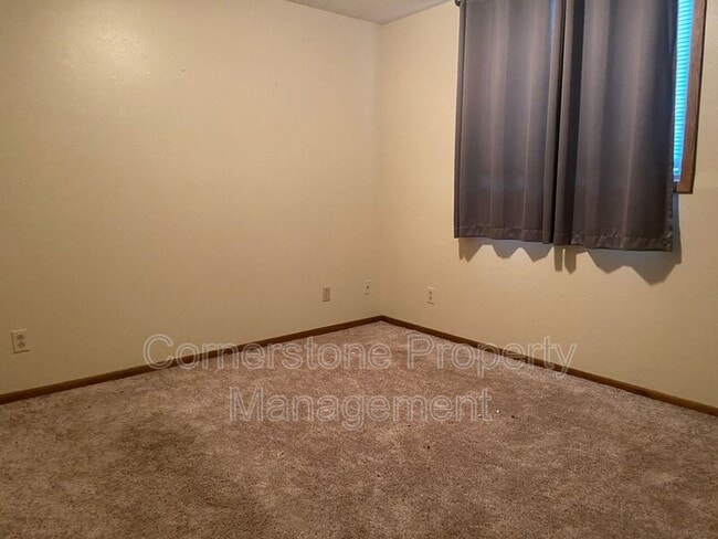 Building Photo - 1404 College St