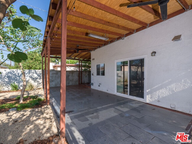 Building Photo - 2933 Acresite St