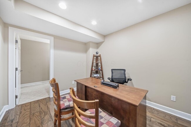 Building Photo - 4939 Stonehaven Dr