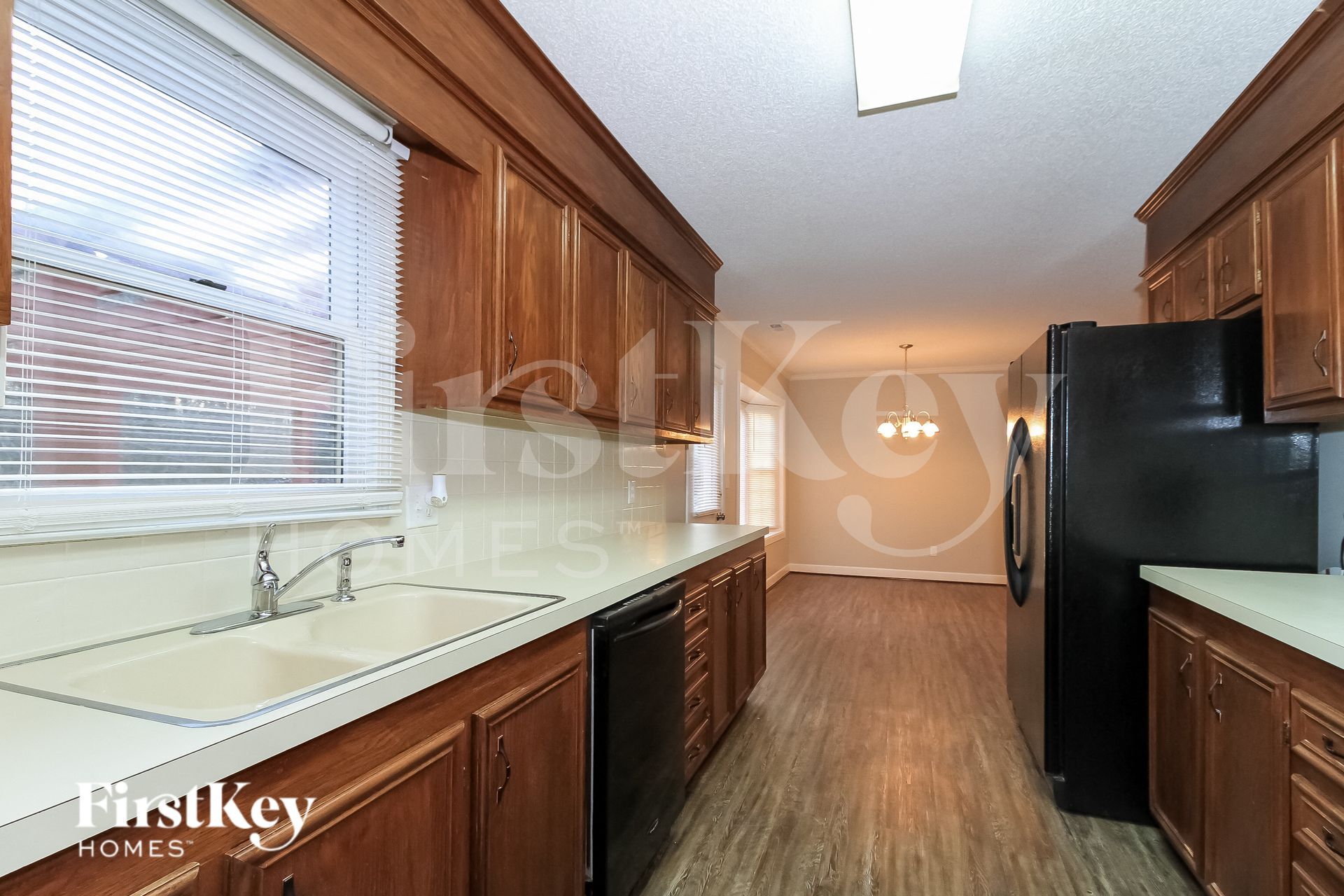 Building Photo - 2328 Pebble Creek Rd