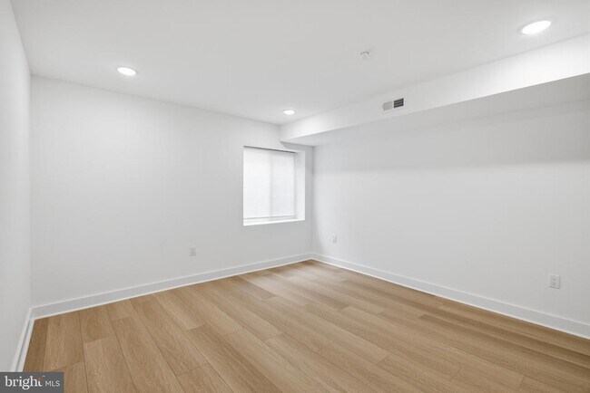 Building Photo - 2503 N 12th St
