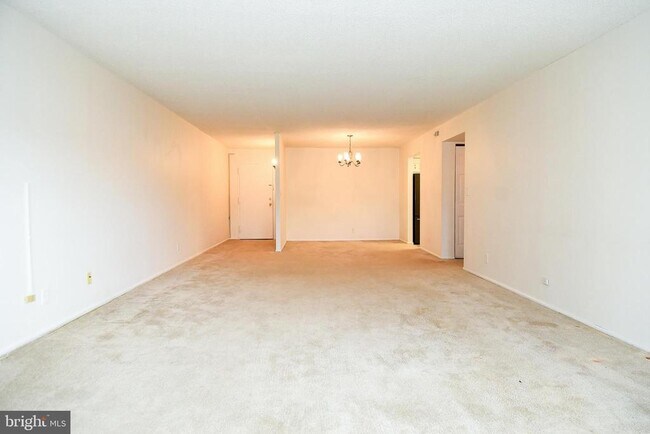 Building Photo - 7721 Tremayne Pl