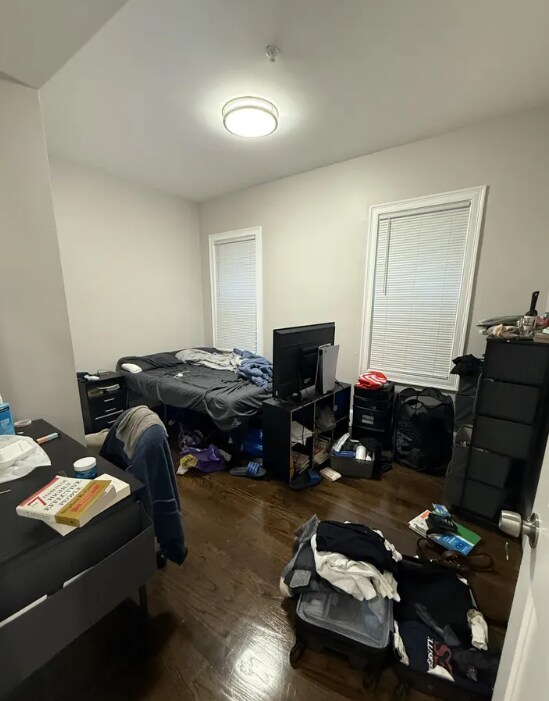 Building Photo - 156 Hillside St