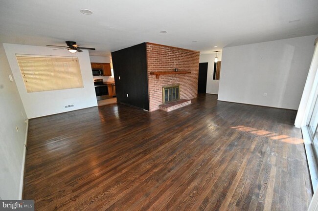 Building Photo - 2509 Eliot Pl