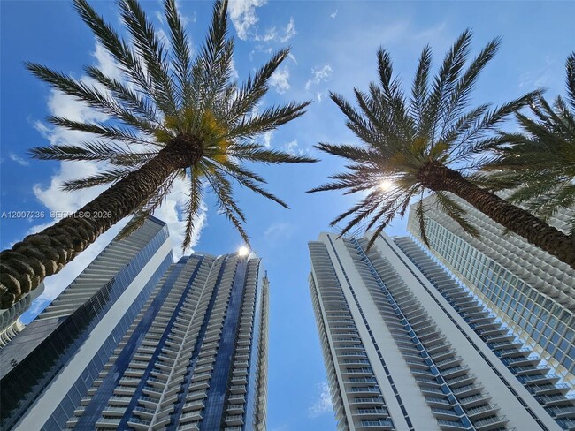 Building Photo - 17121 Collins Ave