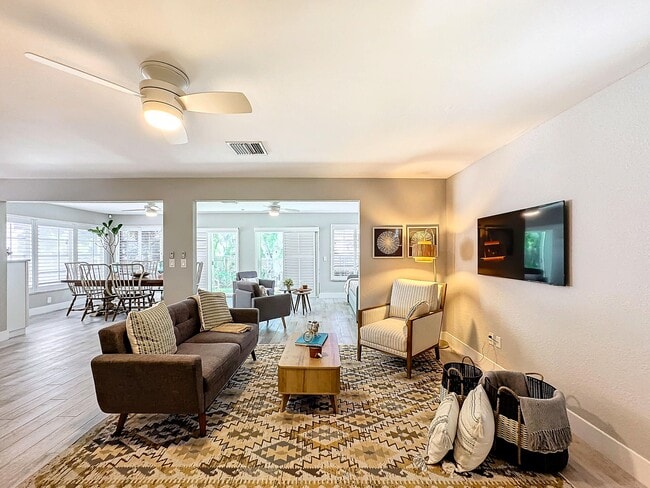 Building Photo - 9 Knights Bridge Rd