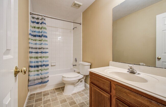 Building Photo - 5010 Brower Crest Dr