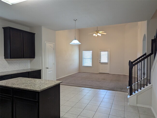 Building Photo - 13319 Lansdown St