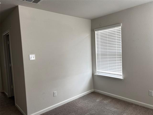 Building Photo - 4207 Silverhill Dr