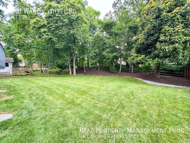 Building Photo - 8348 Wagon Wheel Rd