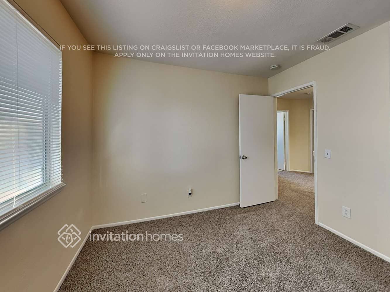 Building Photo - 23706 New England Dr
