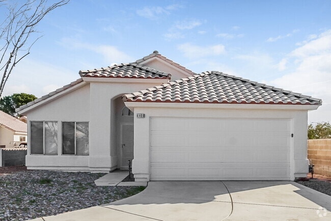 Building Photo - 4400 Sandhorse Ct