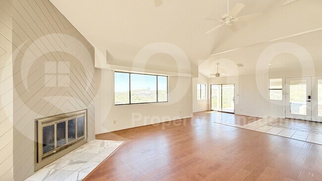 Building Photo - 11602 E Manana Rd