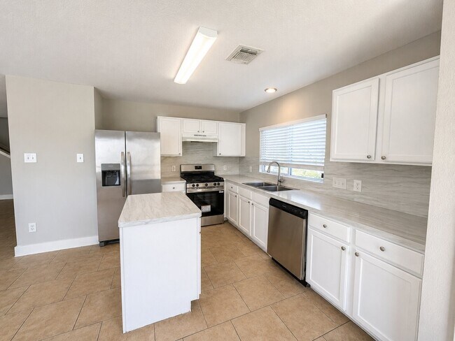 Building Photo - 1210 Verde Trails Dr