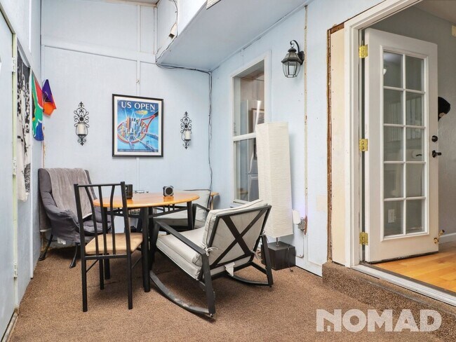 Building Photo - 3 Bedroom Townhome in Aurora